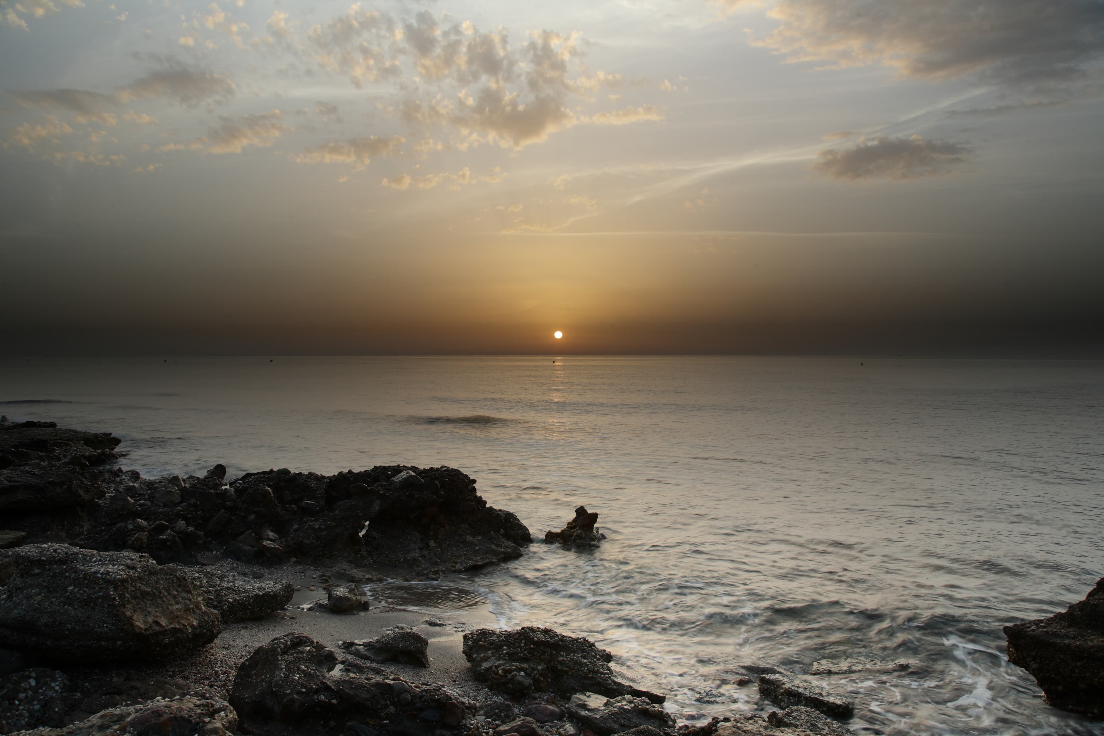 Amanecer en la playa de Mojácar